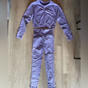 Long Sleeve Workout Set - M